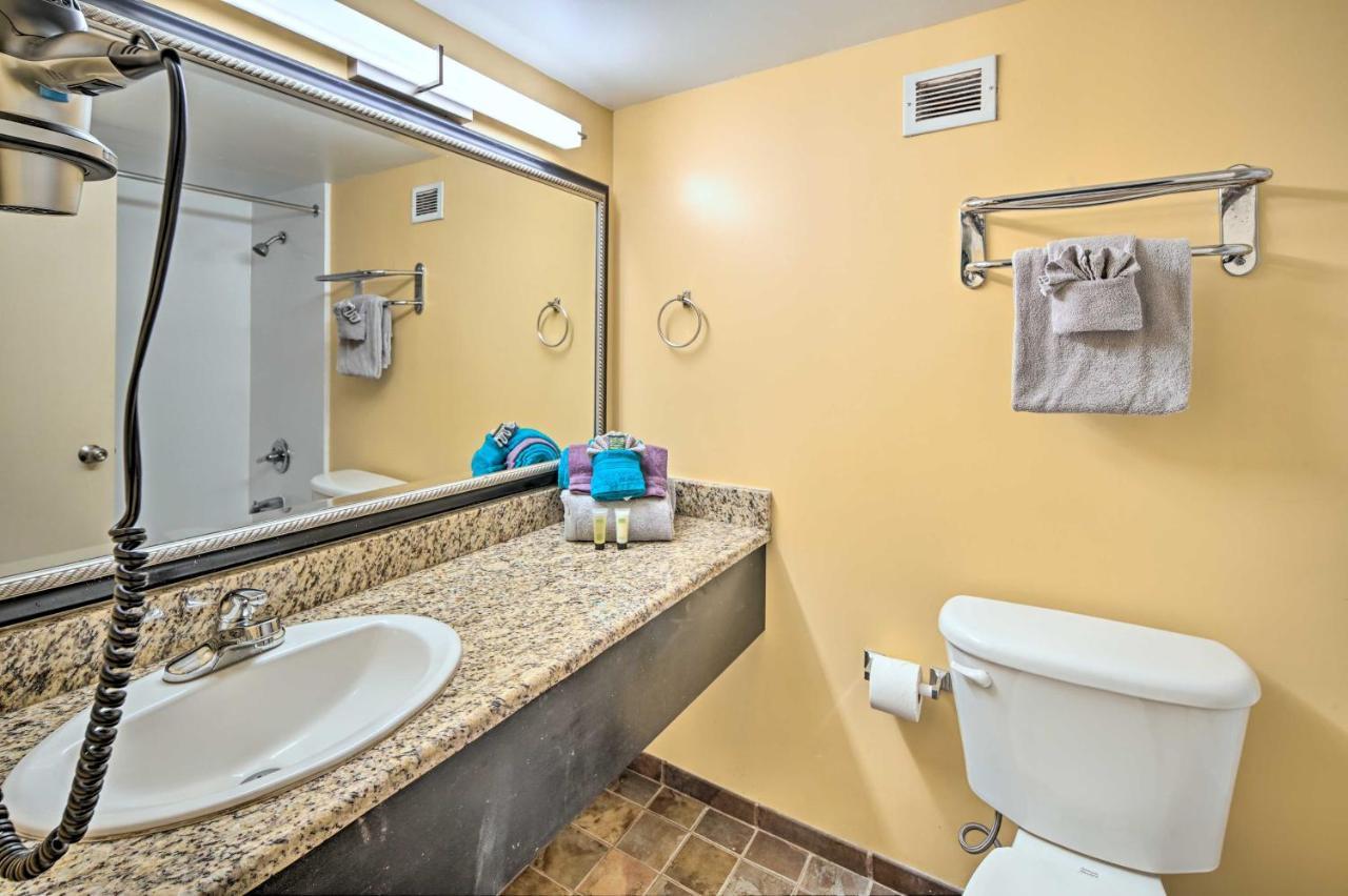 Convenient Myrtle Beach Studio With Balcony! Exterior photo